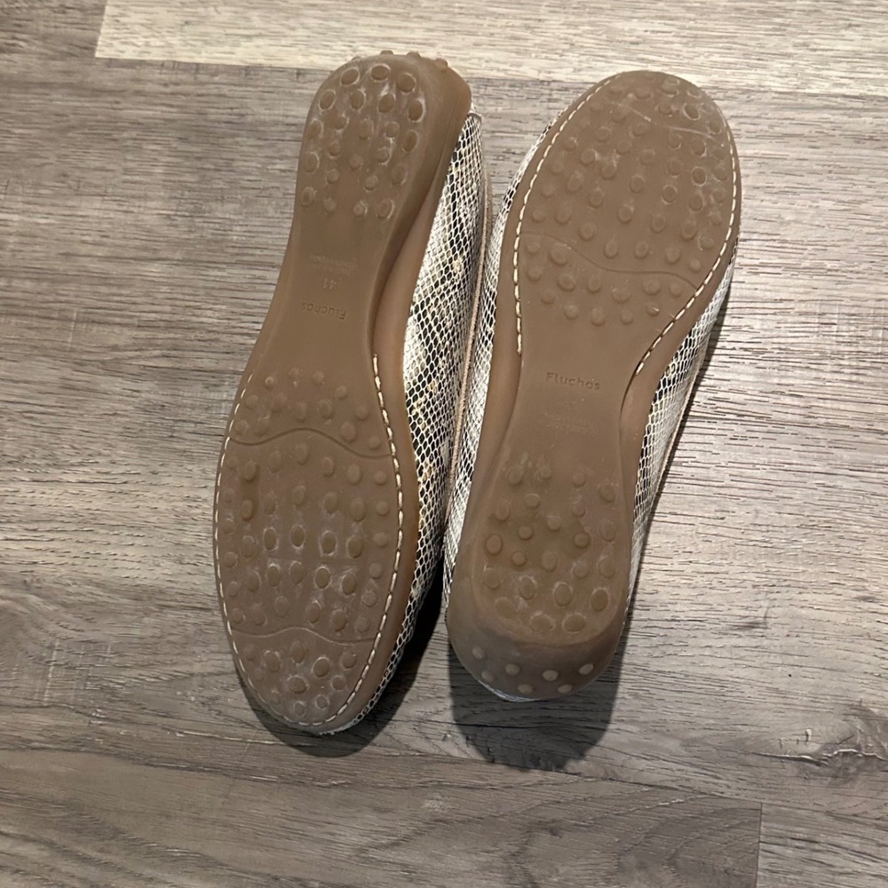 Fluchos Femme Python Snake Print Leather Driving Moccasin Loafers Size 10 - Picture 9 of 9